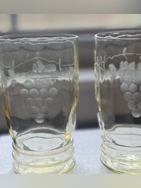 Depression Standard Glass Manufacturing Yellow Etched Grape Pair Tumblers 1930